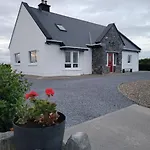 Kwatera prywatna Coastal View Mullagh (Clare)
