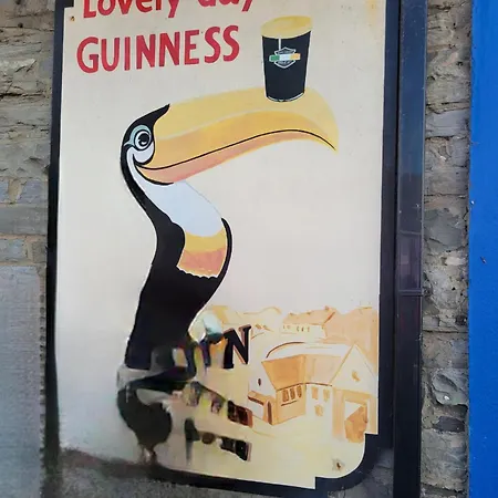 民宿 Coastal View Mullagh (Clare)